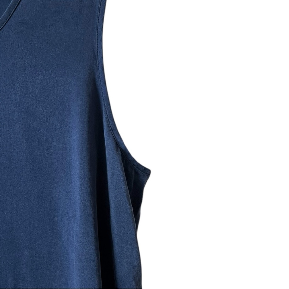 Quince Washable 100% Silk Sleep Tank Top in Indigo Large - Picture 7 of 9
